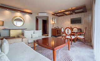 Dreamland Oasis Resort & Spa