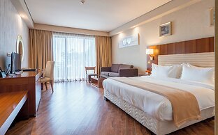 Dreamland Oasis Resort & Spa