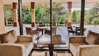 Dreamland Oasis Resort & Spa