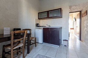 Despoina Apartments by Estia