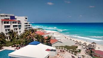 Solymar Condo by Casago