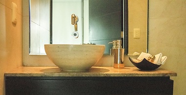 Giakor Suites