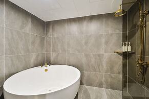 Grandis Hotel