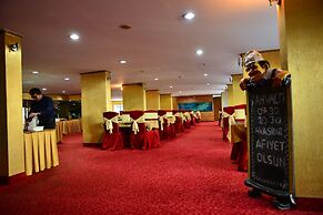 Kıvrak Hotel