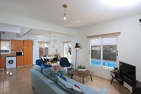 SeaBreeze Villas with Private Pool by TrulyCyprus