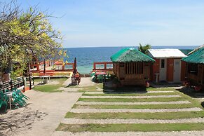 Maxvir Inn Beach Resort