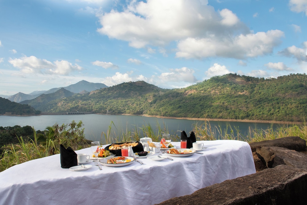 VICTORIA GOLF RESORT SRI LANKA