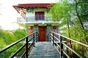 Lake Villa Resort