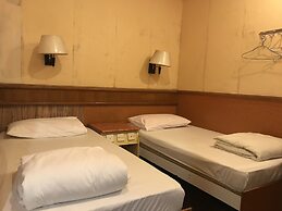 Kowloon New Hostel