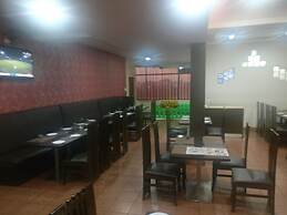 Hotel Savi Regency