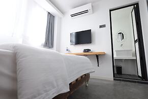 White Loft Hotel