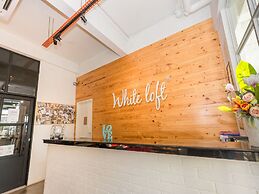 White Loft Hotel