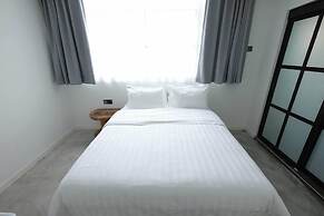 White Loft Hotel