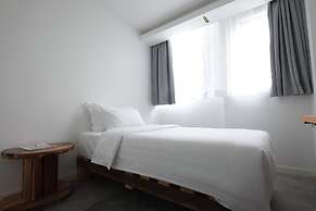 White Loft Hotel