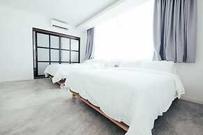 White Loft Hotel