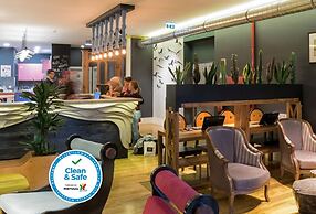 Nice Way Porto Hostel