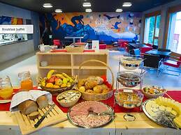 Hostel INN LODGE