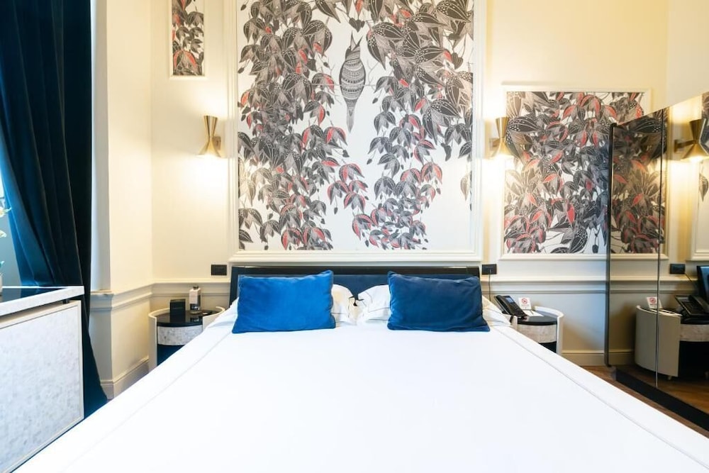 Roma Luxus Hotel