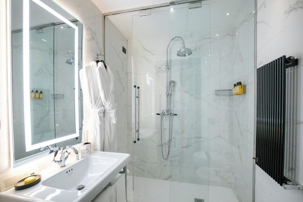 Roma Luxus Hotel