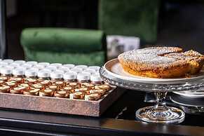 Roma Luxus Hotel