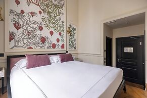 Roma Luxus Hotel