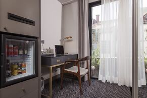 Nabu Hotel