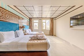 Great Pyramid Inn