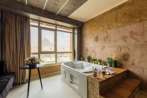 Great Pyramid Inn