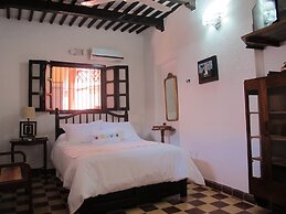 Casa de Zari B&B