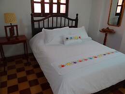 Casa de Zari B&B