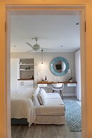 Admiralty Beach House