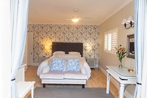 Admiralty Beach House