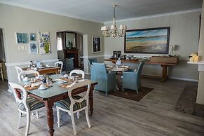 Admiralty Beach House