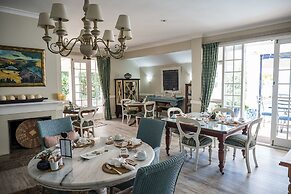 Admiralty Beach House