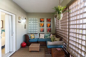 Admiralty Beach House