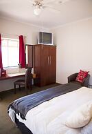 Ons Dorpshuis Guest House