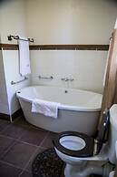 Ons Dorpshuis Guest House