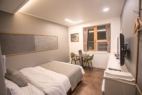 Hotel Major 2