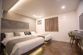 Hotel Major 2