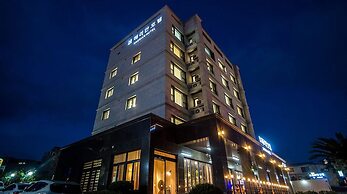 Haerian Hotel