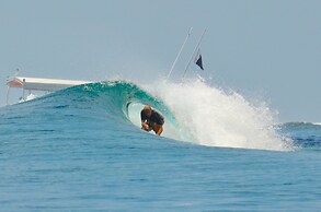 Nazaki Beach Hotel Maldives