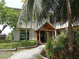 Nazaki Beach Hotel Maldives