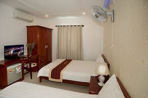 Phuong Tung Hotel