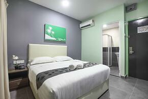 Grand Village Hotel
