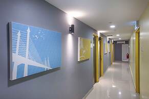 Grand Village Hotel