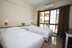 Baan Pordeedin