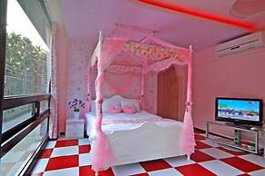 Full House Bed and Breakfast