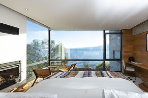 Hotel AWA Puerto Varas