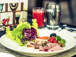 Mercure Yangon Kaba Aye