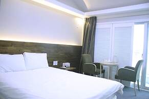 Ocean View Hotel